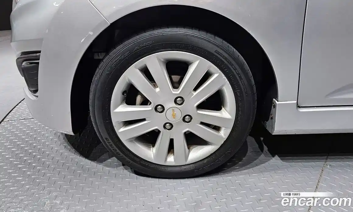 Chevrolet Spark 2013 1.0 автомат (гидро), фото 5