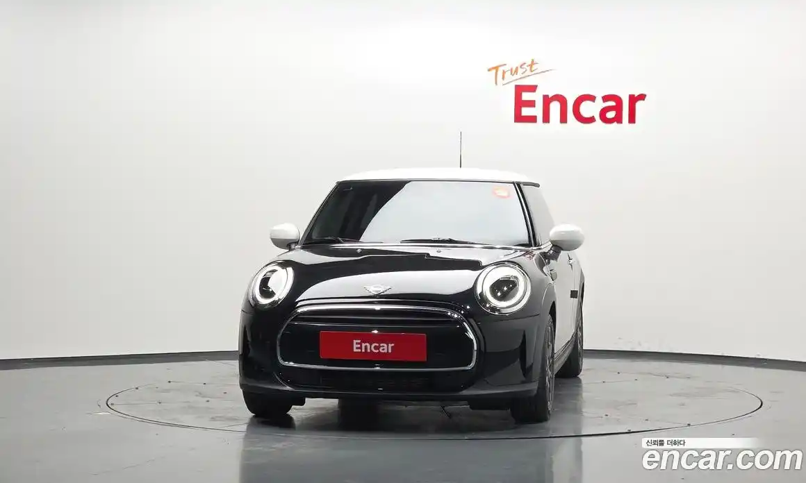 Mini Cooper 2023 1.5 автомат (гидро), фото 3