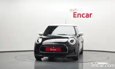 Mini Cooper 2023 1.5 автомат (гидро), миниатюра 3