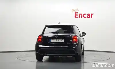 Mini Cooper 2023 1.5 автомат (гидро), миниатюра 4