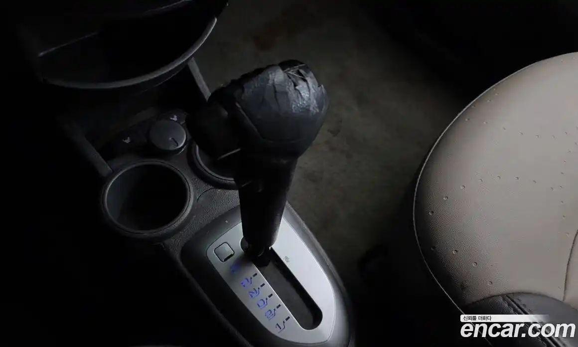 Chevrolet Spark 2012 1.0 автомат (гидро), фото 9