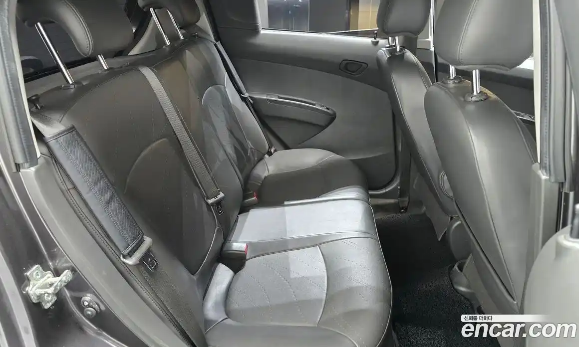 Chevrolet Spark 2015 1.0 автомат (гидро), фото 11