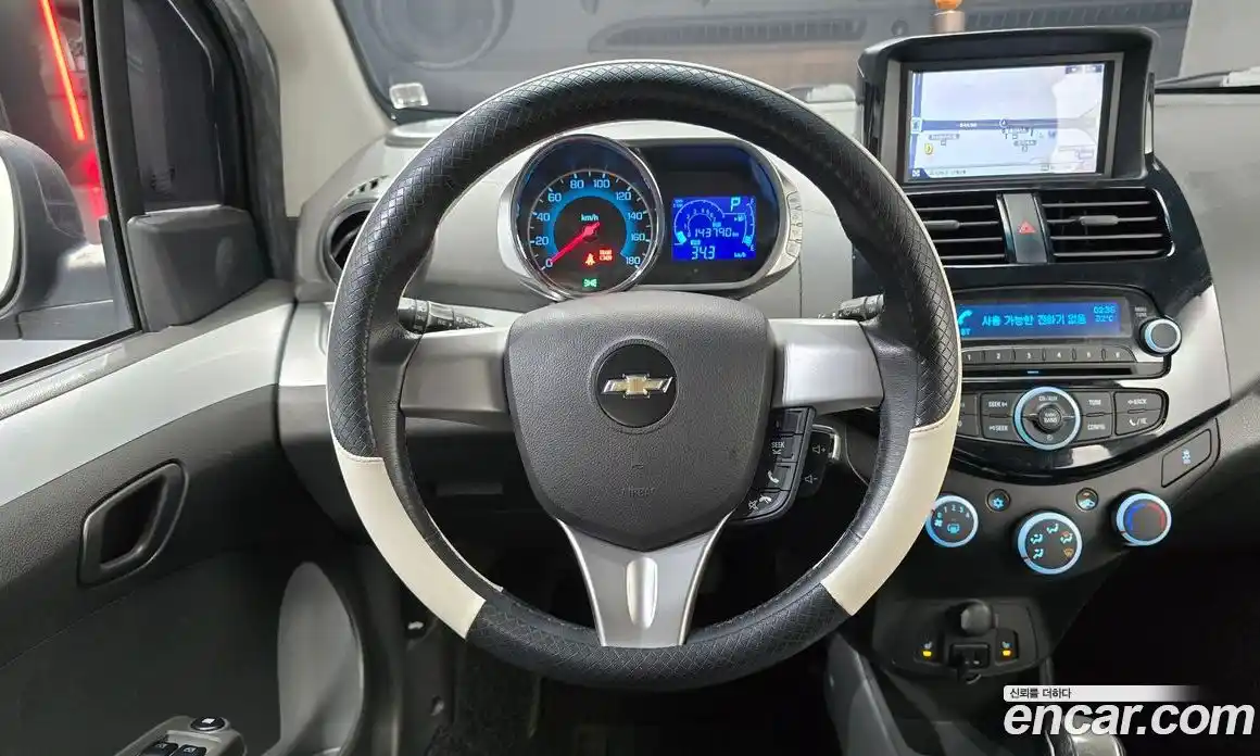 Chevrolet Spark 2015 1.0 автомат (гидро), фото 13