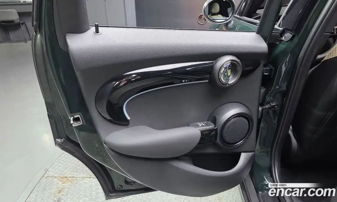 Mini Cooper 2022 2.0 автомат (гидро), фото 14