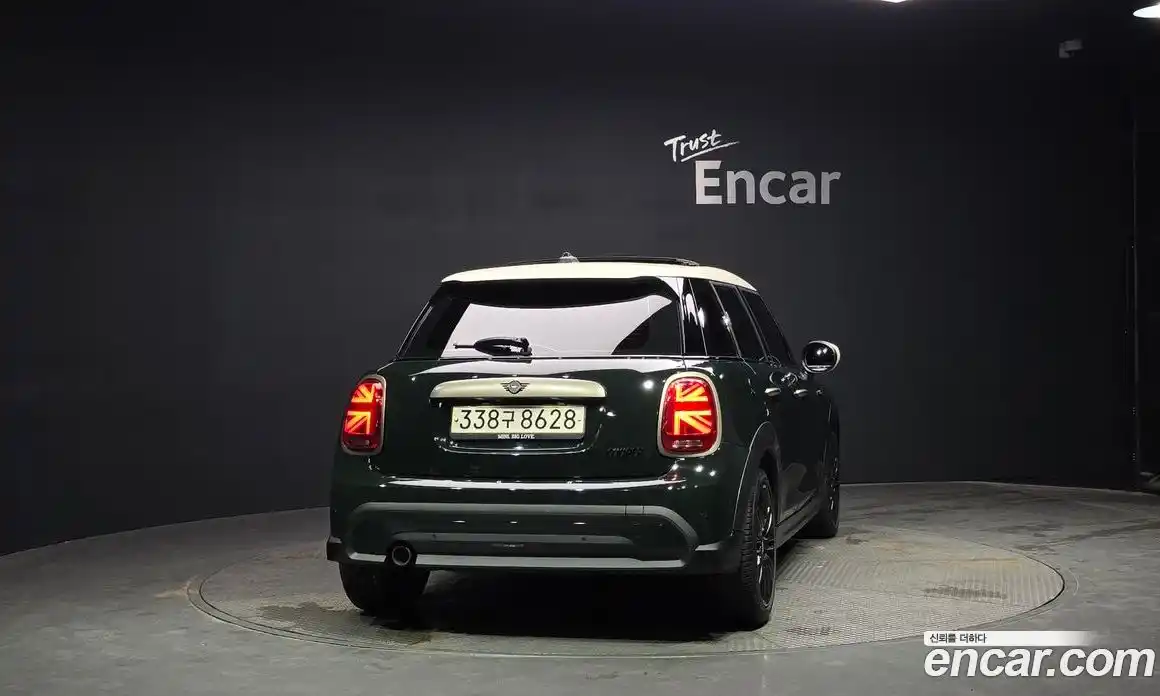 Mini Cooper 2022 2.0 автомат (гидро), фото 3