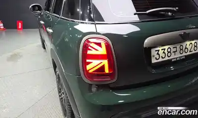 Mini Cooper 2022 2.0 автомат (гидро), миниатюра 8