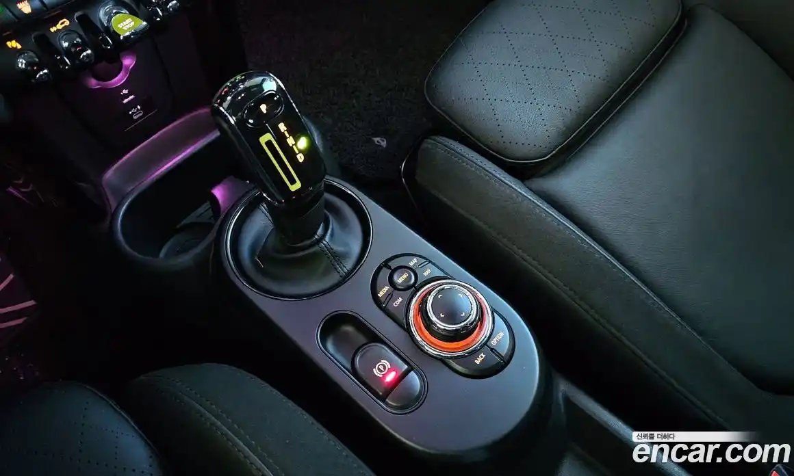 Mini Cooper 2022 автомат (гидро), фото 12