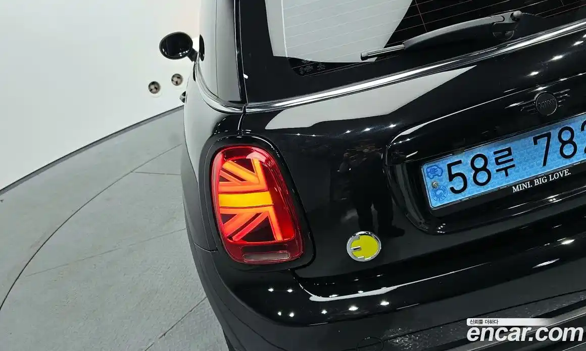 Mini Cooper 2022 автомат (гидро), фото 9