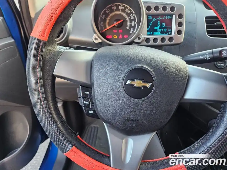 Chevrolet Spark 2011 1.0 автомат (гидро), фото 11