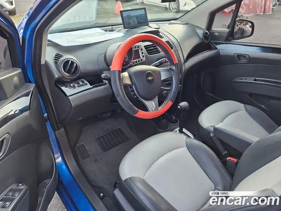 Chevrolet Spark 2011 1.0 автомат (гидро), фото 16