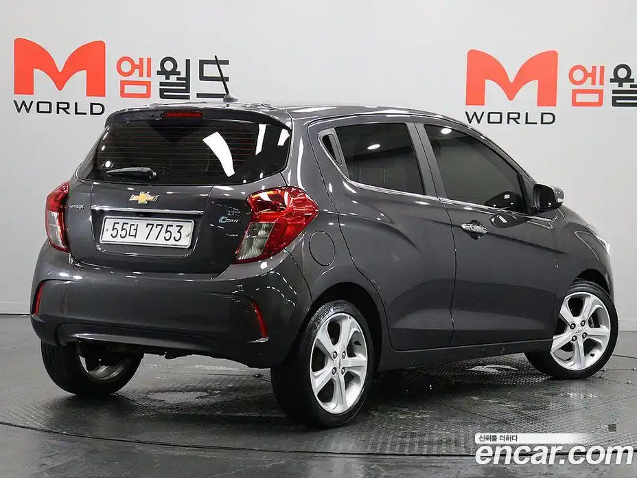 Chevrolet Spark 2015 1.0 автомат (гидро), фото 3