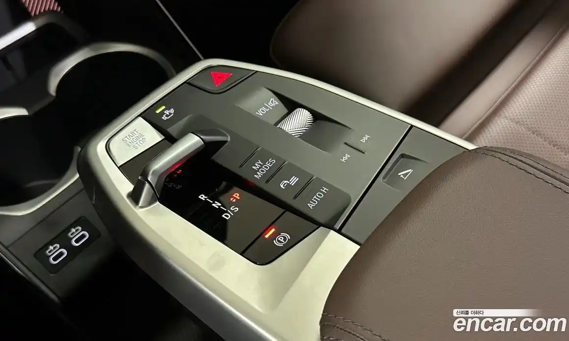 BMW X1 2025 2.0 автомат (гидро), фото 9