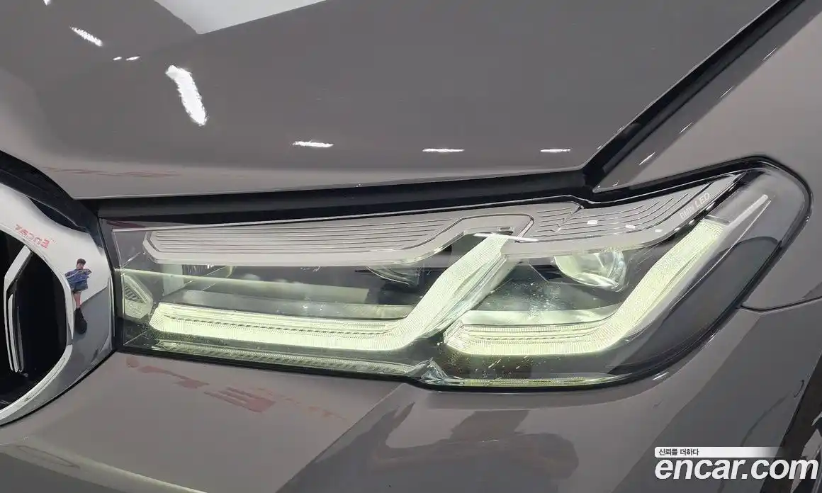 BMW 5 серия 2022 2.0 автомат (гидро), фото 8