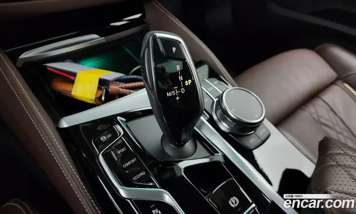 BMW 6 серия 2023 3.0 автомат (гидро), фото 12