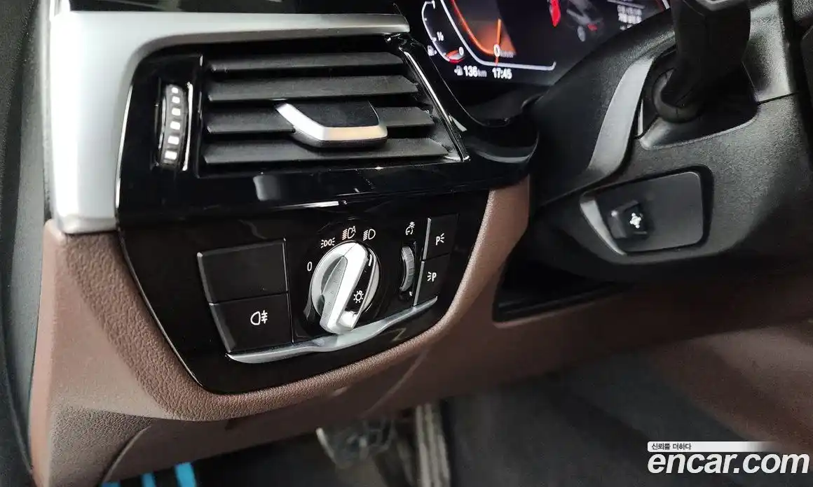 BMW 6 серия 2023 3.0 автомат (гидро), фото 22