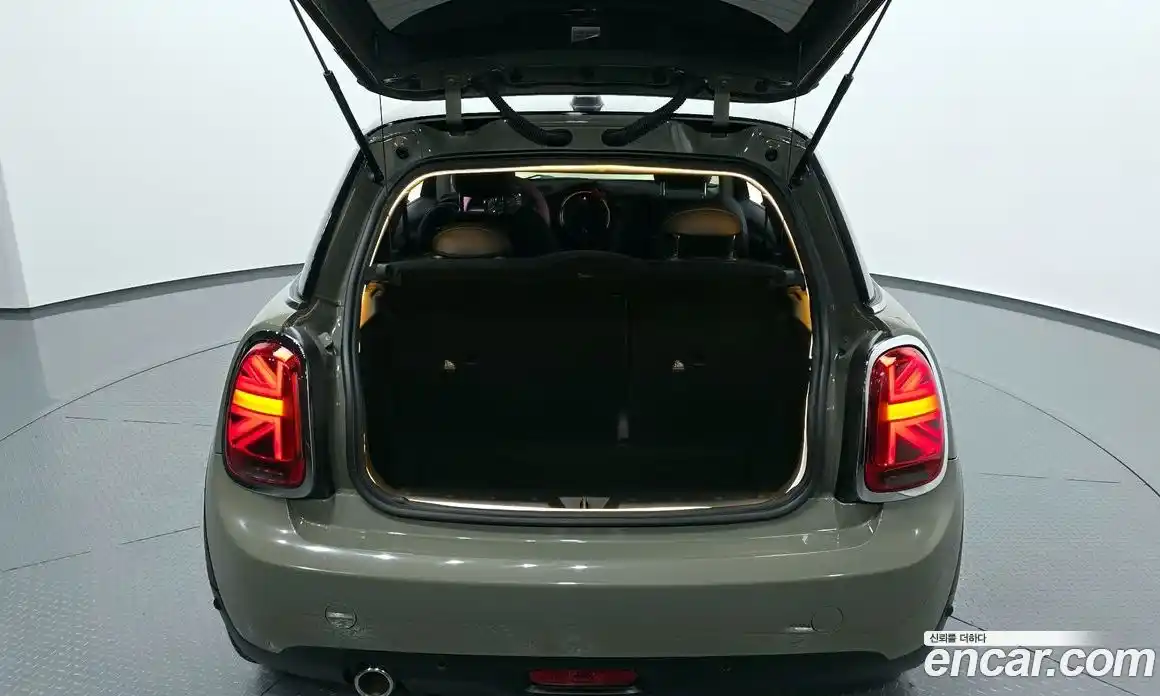 Mini Cooper 2018 1.5 автомат (гидро), фото 23