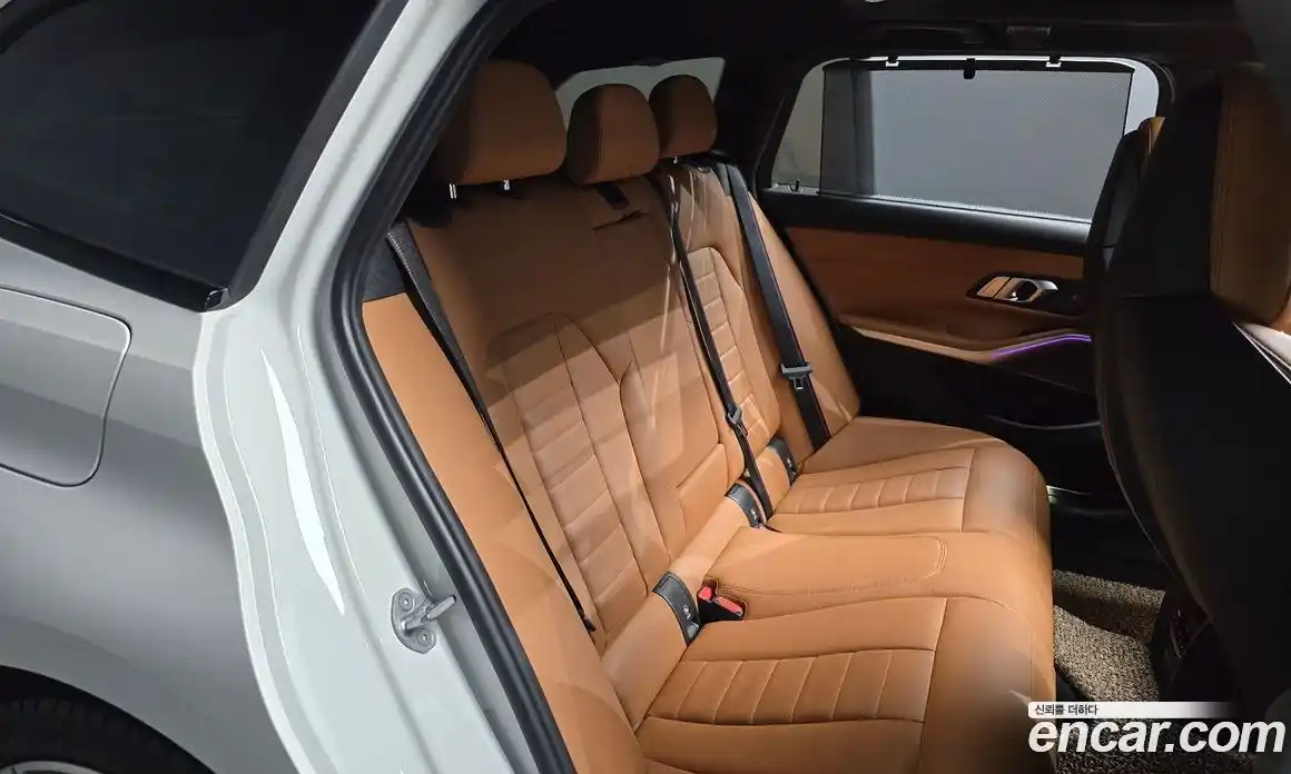 BMW 3 серия 2022 3.0 автомат (гидро), фото 17