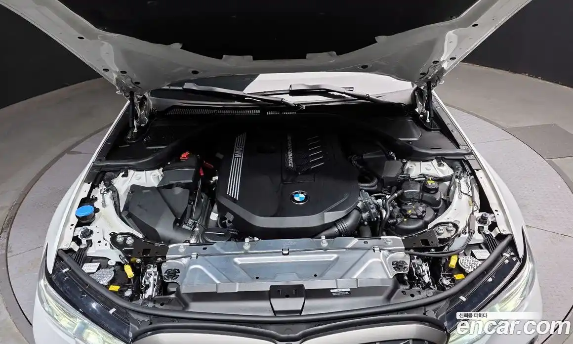 BMW 3 серия 2022 3.0 автомат (гидро), фото 6