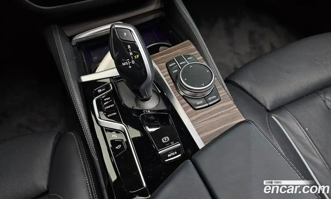 BMW 5 серия 2023 2.0 автомат (гидро), фото 11