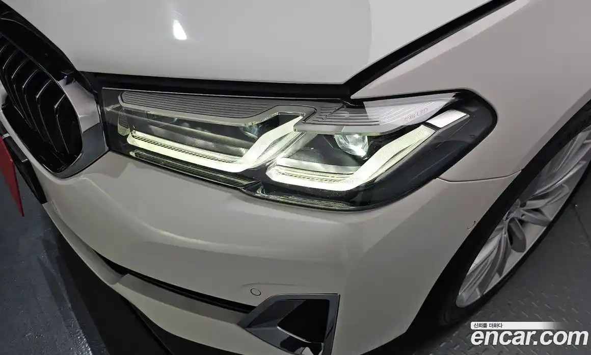 BMW 5 серия 2023 2.0 автомат (гидро), фото 7