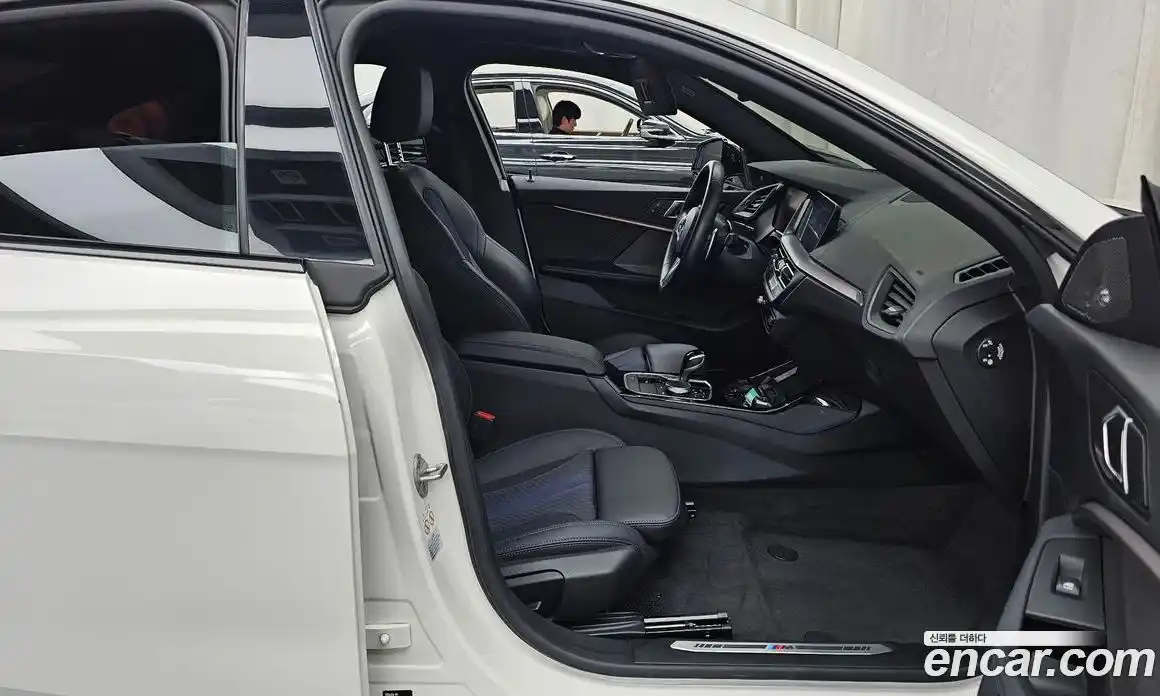 BMW 2 серия 2024 2.0 автомат (гидро), фото 17