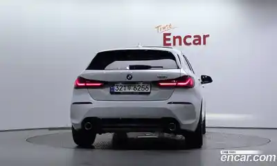 BMW 1 серия 2022 2.0 автомат (гидро), миниатюра 4