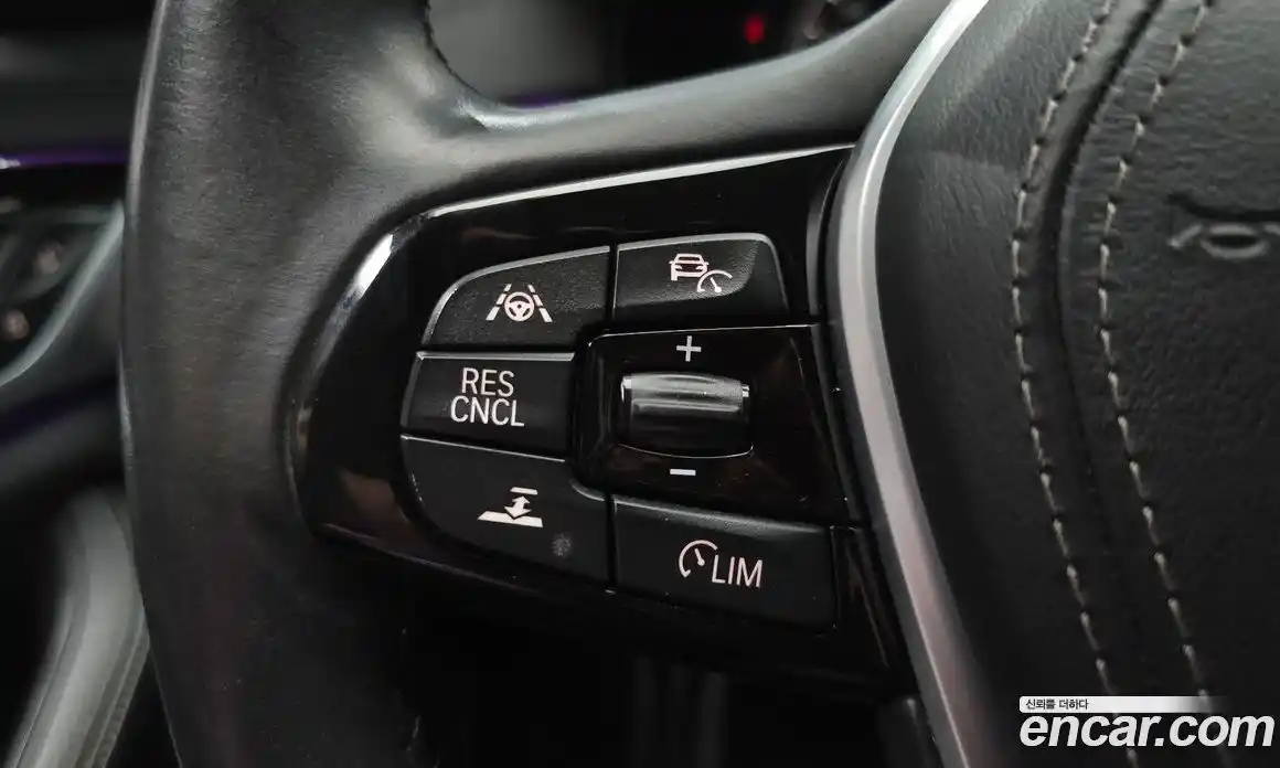 BMW 5 серия 2018 2.0 автомат (гидро), фото 30