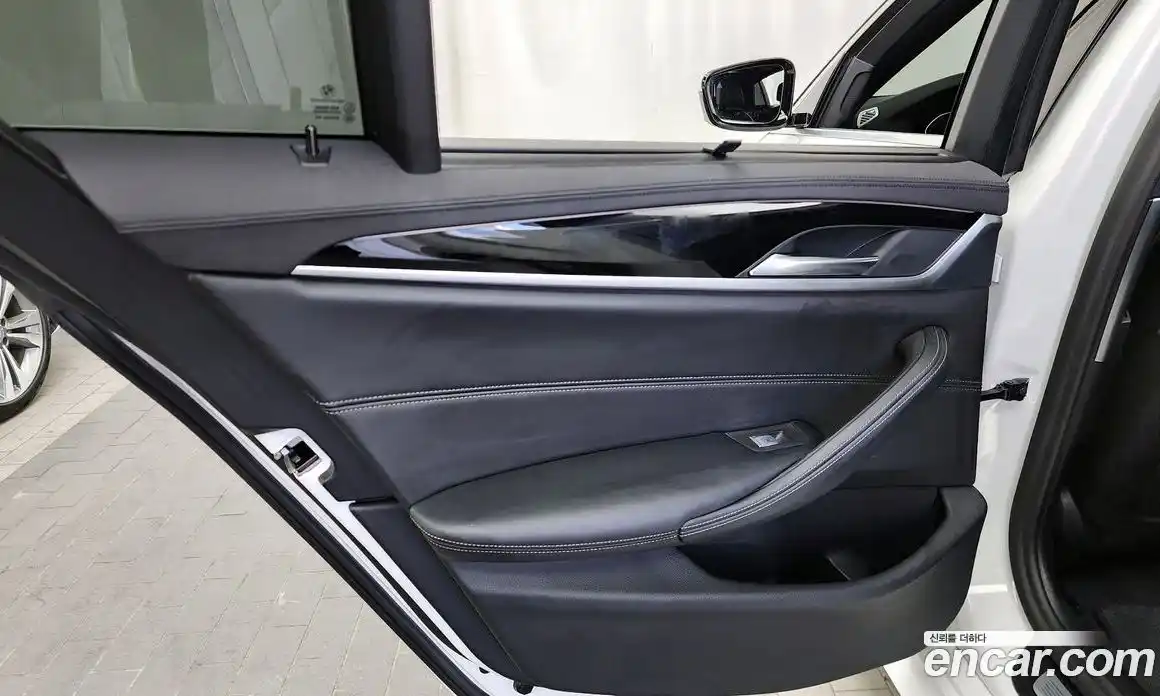BMW 5 серия 2020 2.0 автомат (гидро), фото 15