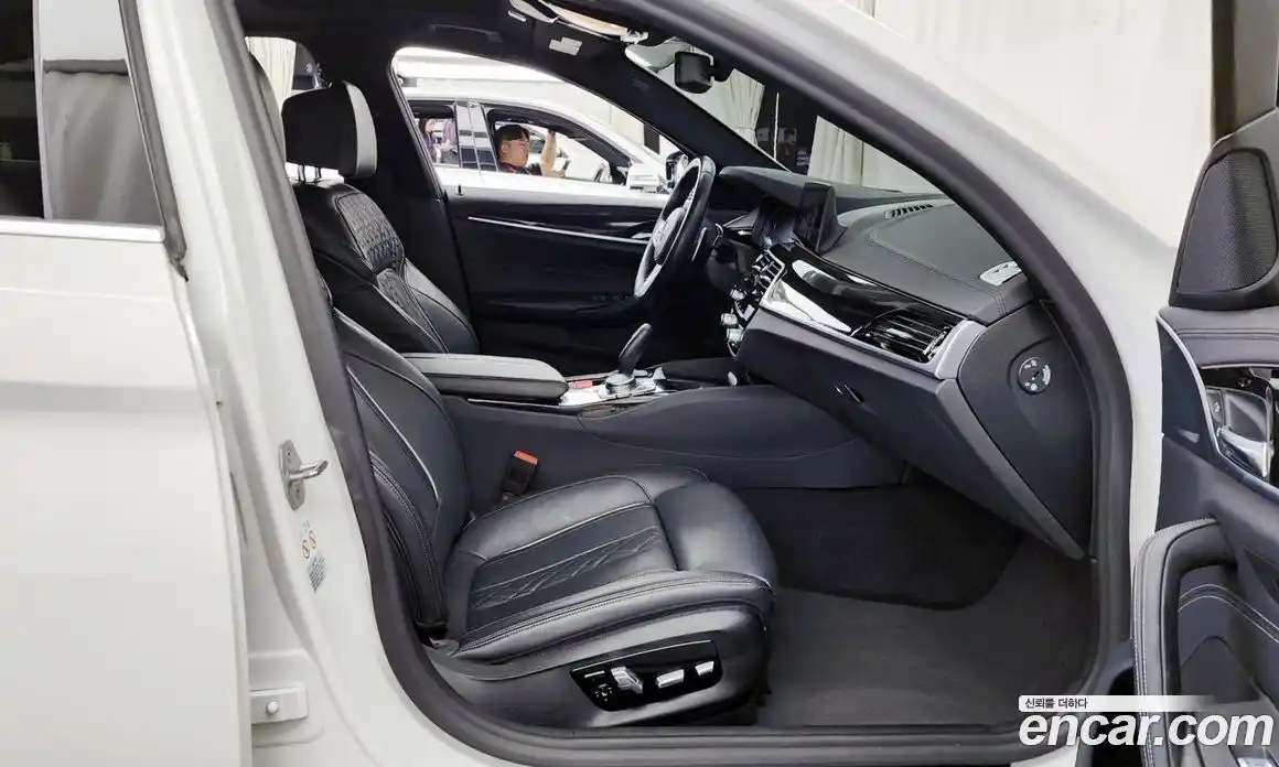 BMW 5 серия 2020 2.0 автомат (гидро), фото 17