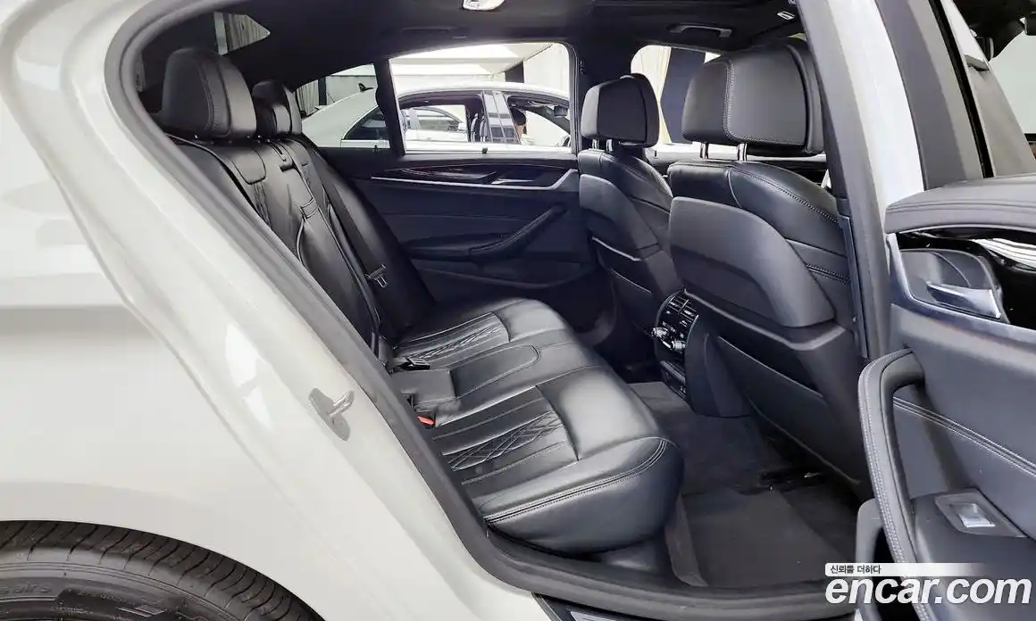 BMW 5 серия 2020 2.0 автомат (гидро), фото 18
