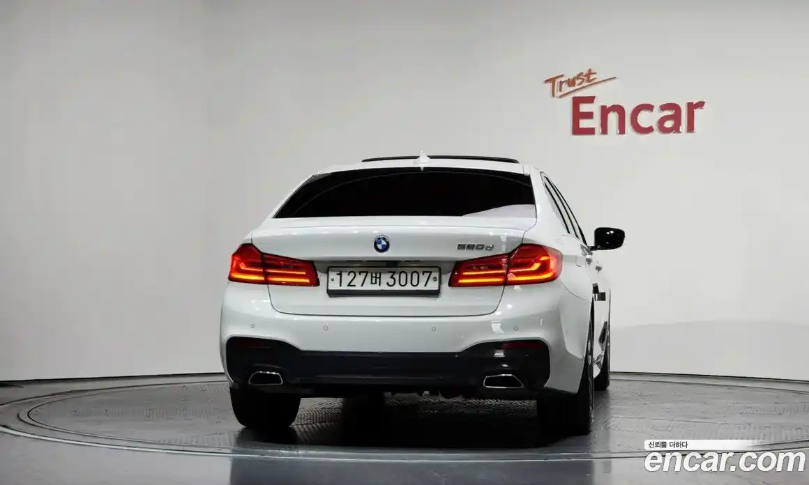 BMW 5 серия 2020 2.0 автомат (гидро), фото 4