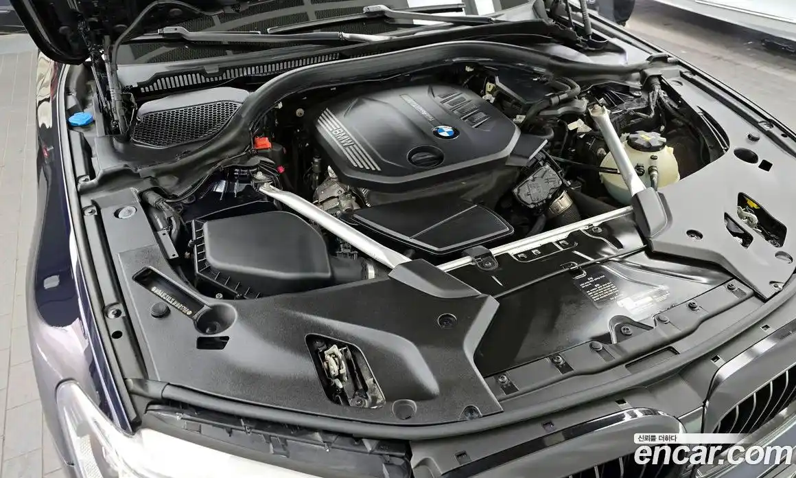BMW 5 серия 2020 2.0 автомат (гидро), фото 6
