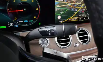 Mercedes-Benz E-Class 2023 1.9 автомат (гидро), миниатюра 12