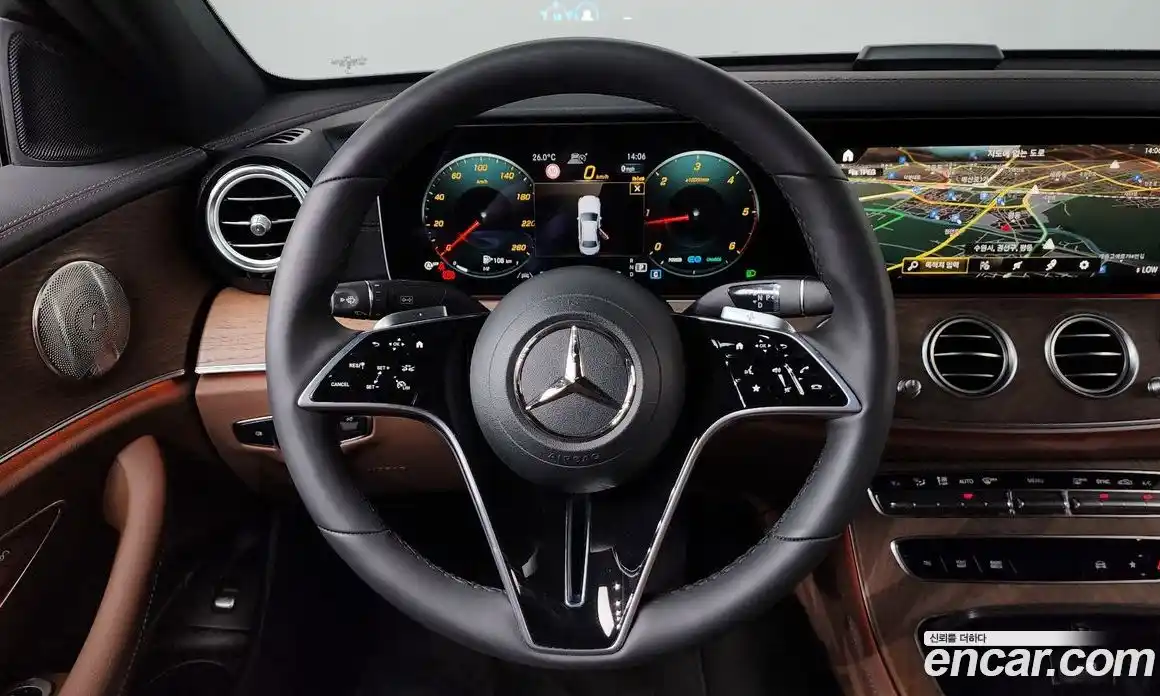 Mercedes-Benz E-Class 2023 1.9 автомат (гидро), фото 19