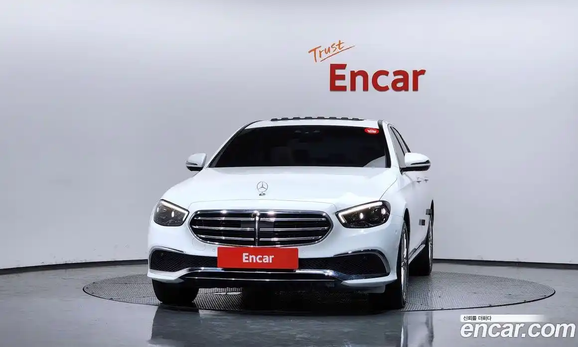 Mercedes-Benz E-Class 2023 1.9 автомат (гидро), фото 3