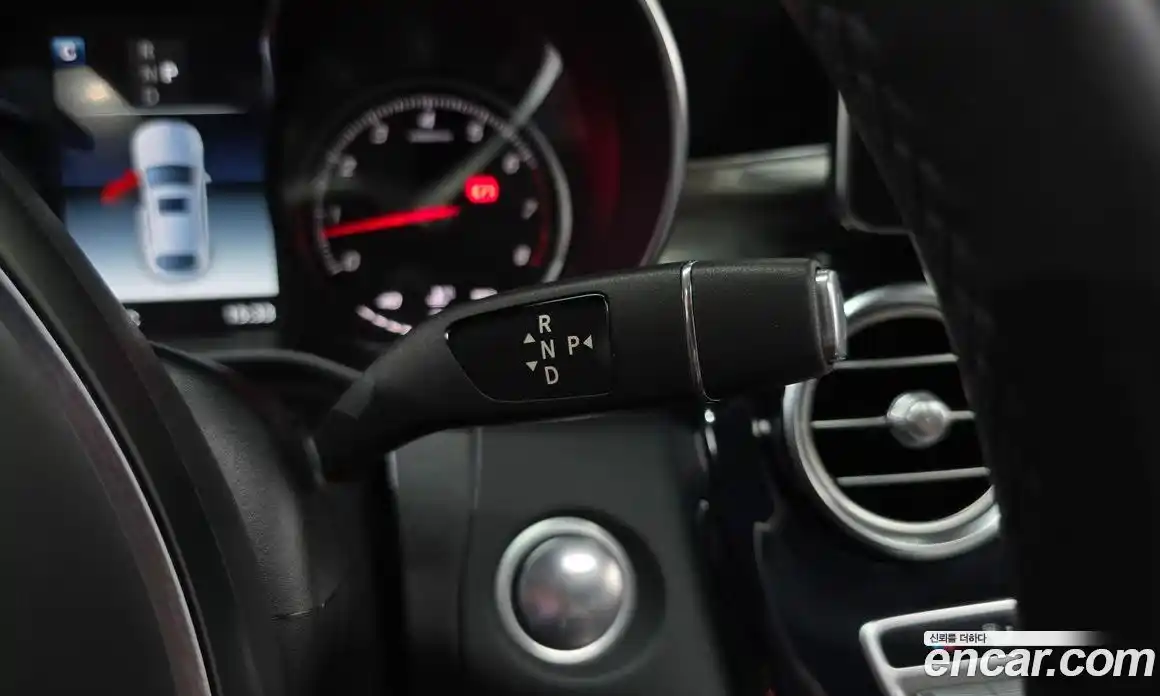 Mercedes-Benz GLC-Class 2019 2.0 гидро, фото 12 Mercedes-Benz GLC-Class 2019 2.0 гидро, фото 12