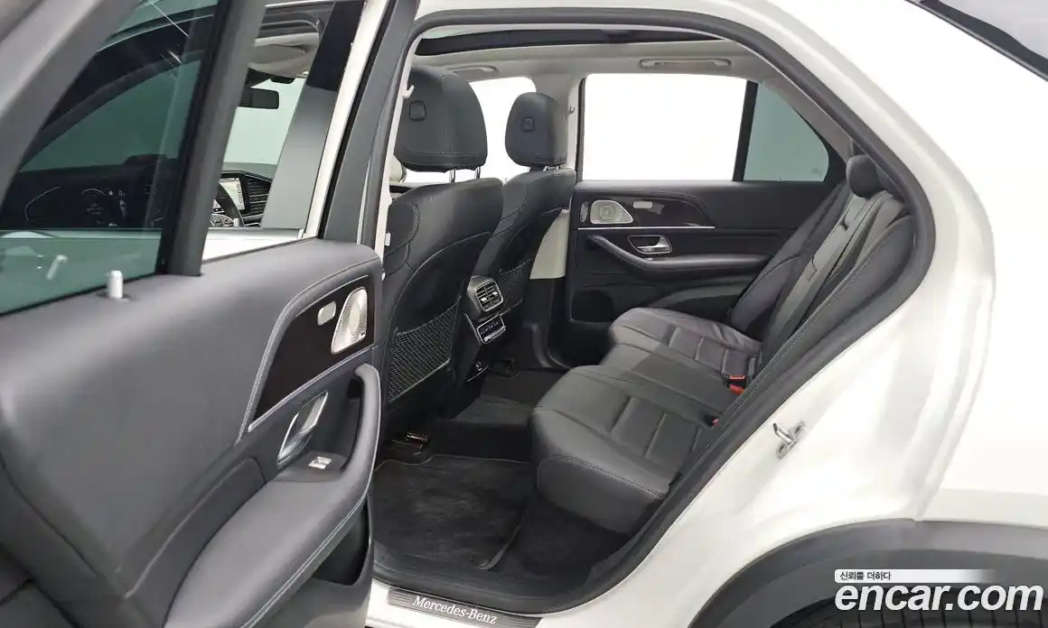 Mercedes-Benz GLE-Class 2023 2.0 гидро, фото 25 Mercedes-Benz GLE-Class 2023 2.0 гидро, фото 25