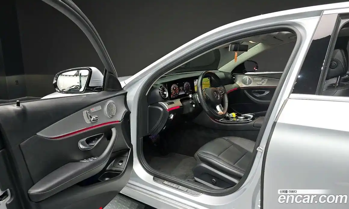 Mercedes-Benz E-Class 2018 2.0 автомат (гидро), фото 13