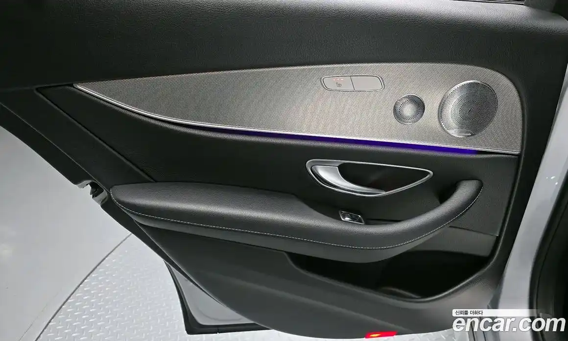Mercedes-Benz E-Class 2018 2.0 автомат (гидро), фото 15