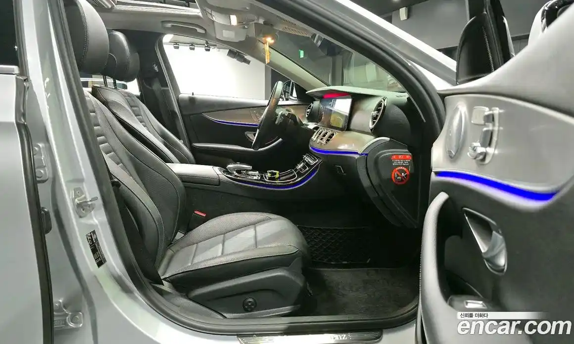 Mercedes-Benz E-Class 2018 2.0 автомат (гидро), фото 16