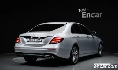 Mercedes-Benz E-Class 2018 2.0 автомат (гидро), миниатюра 2