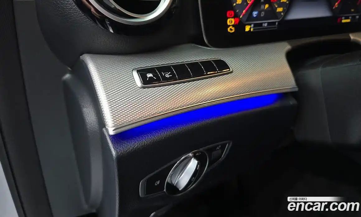 Mercedes-Benz E-Class 2018 2.0 автомат (гидро), фото 32