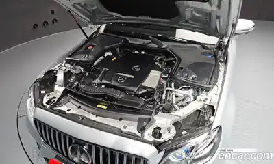 Mercedes-Benz E-Class 2018 2.0 автомат (гидро), миниатюра 6