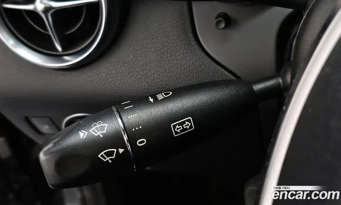 Mercedes-Benz SLK-Class 2012 1.8 гидро, фото 15 Mercedes-Benz SLK-Class 2012 1.8 гидро, фото 15