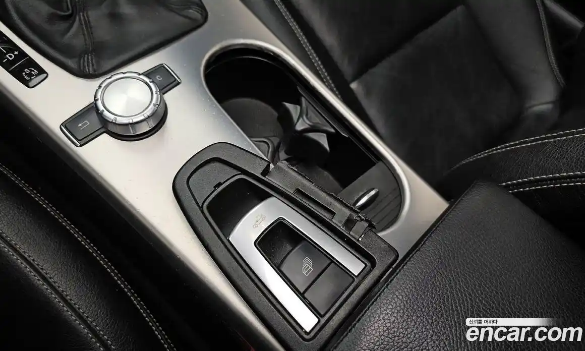Mercedes-Benz SLK-Class 2012 1.8 гидро, фото 17 Mercedes-Benz SLK-Class 2012 1.8 гидро, фото 17