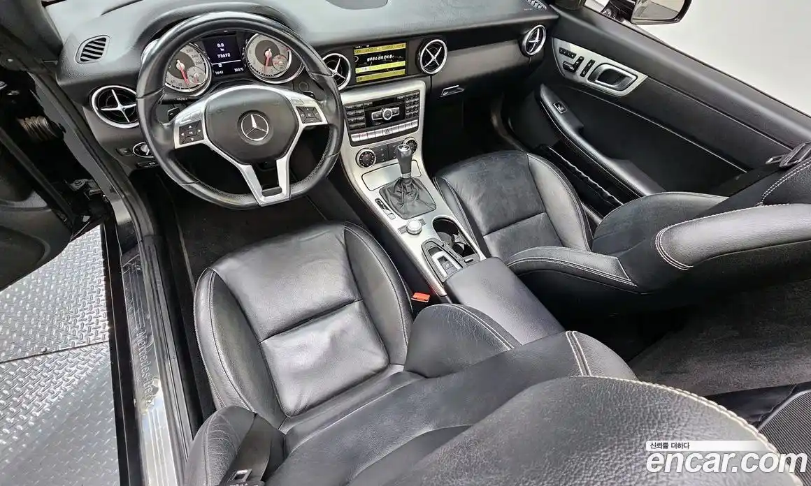 Mercedes-Benz SLK-Class 2012 1.8 гидро, фото 7 Mercedes-Benz SLK-Class 2012 1.8 гидро, фото 7
