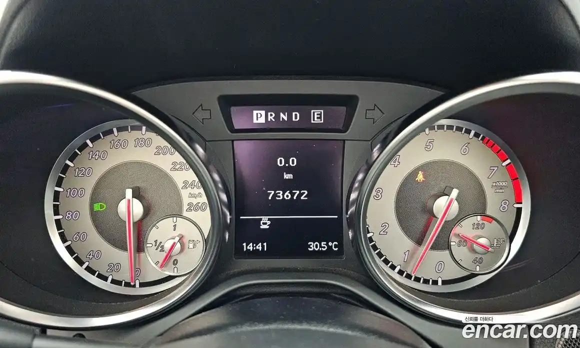 Mercedes-Benz SLK-Class 2012 1.8 гидро, фото 8 Mercedes-Benz SLK-Class 2012 1.8 гидро, фото 8