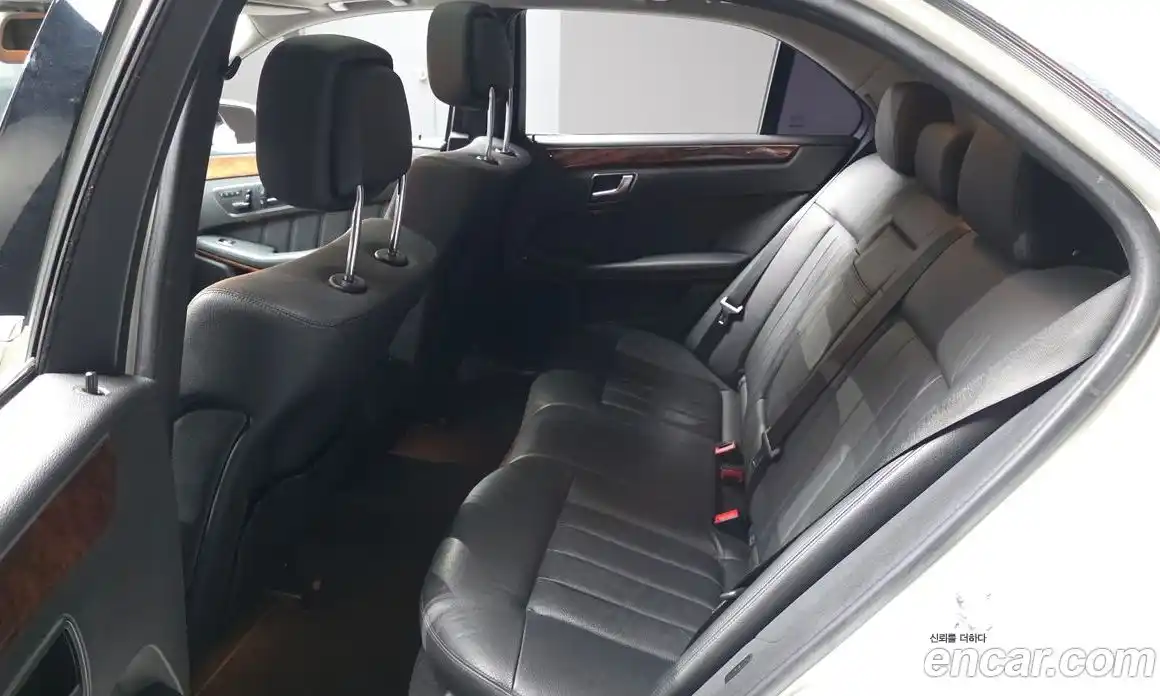 Mercedes-Benz E-Class 2012 3.5 автомат (гидро), фото 12