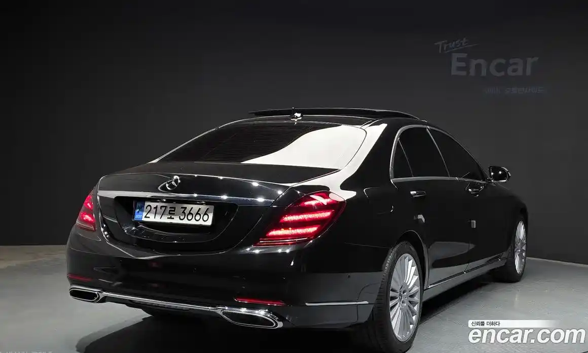 Mercedes-Benz S-Class 2019 3.0 гидро, фото 2 Mercedes-Benz S-Class 2019 3.0 гидро, фото 2