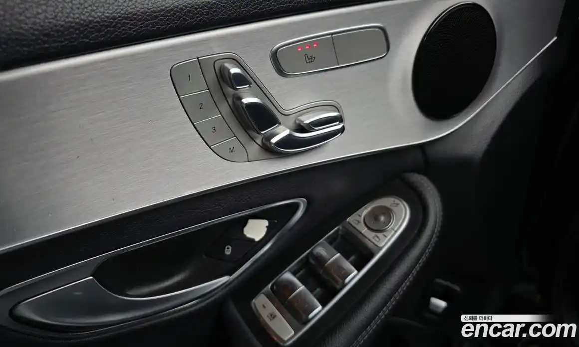 Mercedes-Benz C-Class 2016 2.1 гидро, фото 18 Mercedes-Benz C-Class 2016 2.1 гидро, фото 18